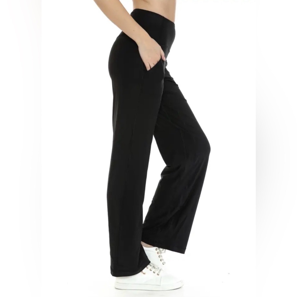 HALARA Black flare leggings